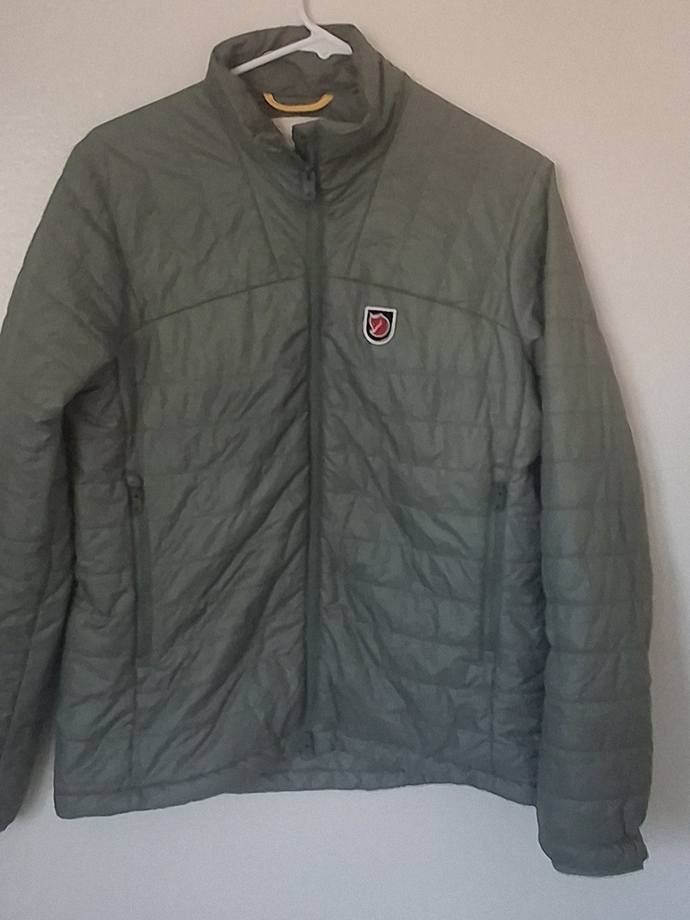 Women’s Quilted Lightweight Jacket in Sage Green - Fjällräven Style - Picture 3 of 4